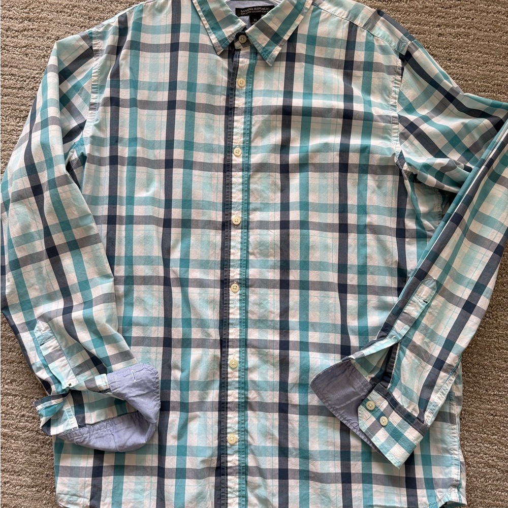 Banana Republic Blue and Teal Casual Button Down Shirt